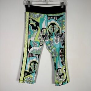 Trina Turk Recreation Women’s Size Small Colorful Pattern Cropped Leggings